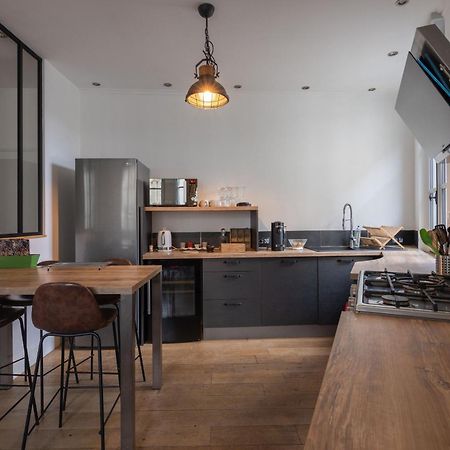 Appartement Spacieux Au Coeur D'Angers Etage 1 - 6 Personnes Exterior photo