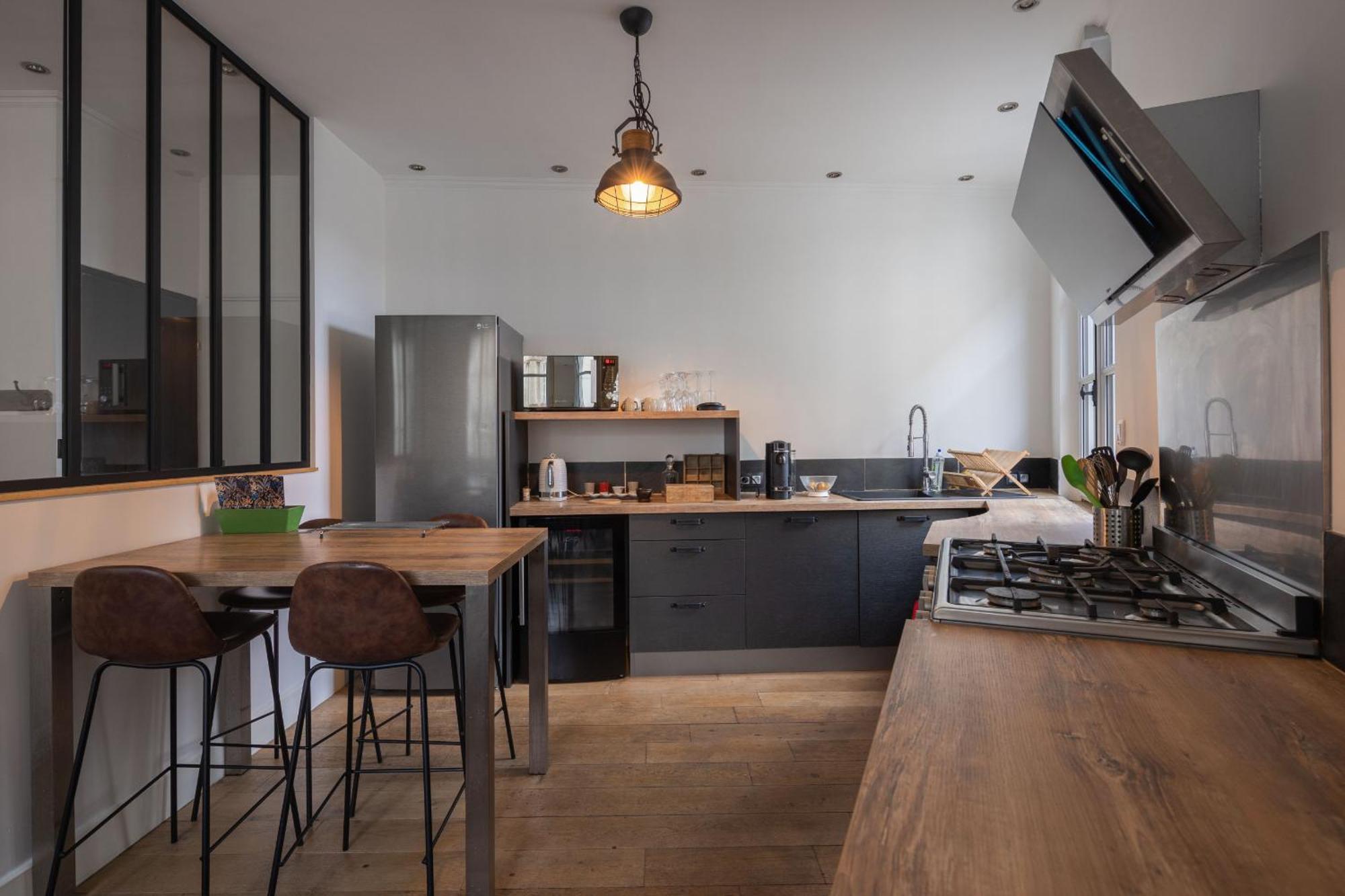 Appartement Spacieux Au Coeur D'Angers Etage 1 - 6 Personnes Exterior photo