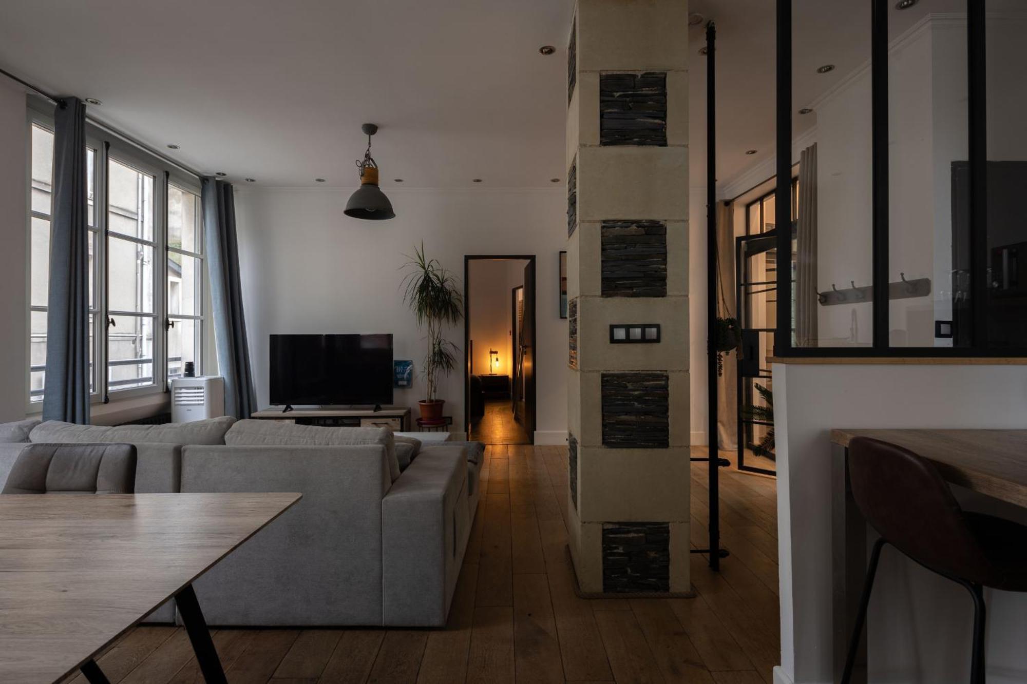 Appartement Spacieux Au Coeur D'Angers Etage 1 - 6 Personnes Exterior photo